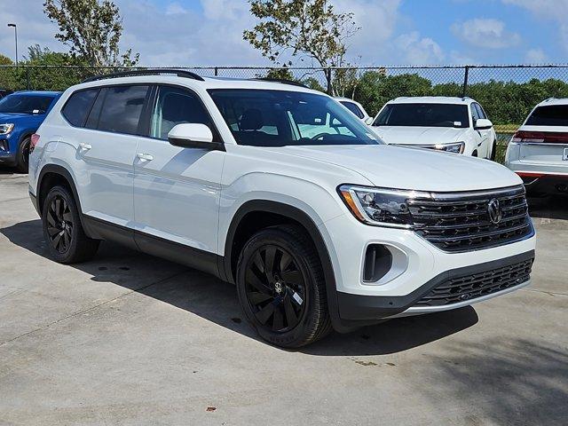 new 2025 Volkswagen Atlas car, priced at $42,202