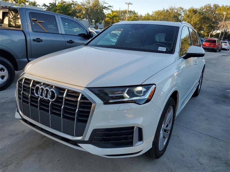 used 2020 Audi Q7 car, priced at $29,888