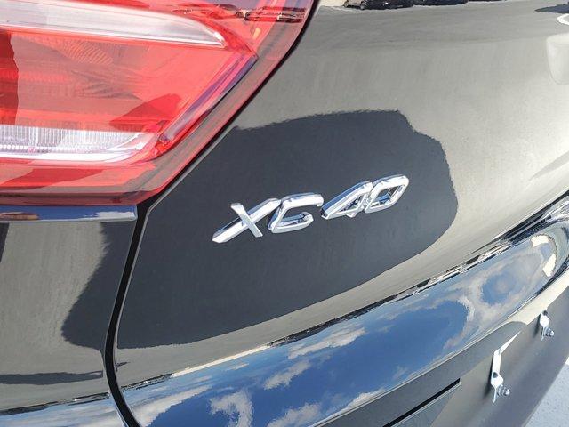 new 2025 Volvo XC40 car, priced at $44,153