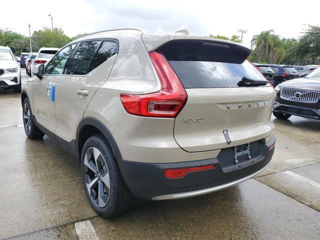 new 2025 Volvo XC40 car, priced at $47,765