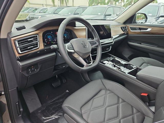 new 2025 Volkswagen Atlas car, priced at $43,809