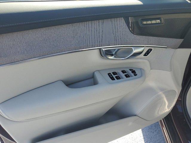 new 2025 Volvo XC90 car, priced at $73,215