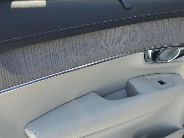 new 2025 Volvo XC90 car, priced at $73,215