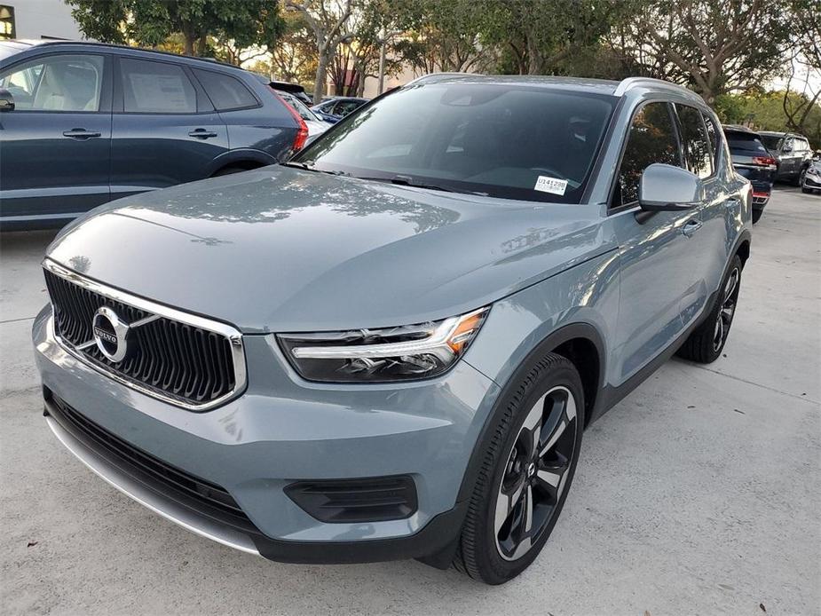 used 2020 Volvo XC40 car, priced at $23,588