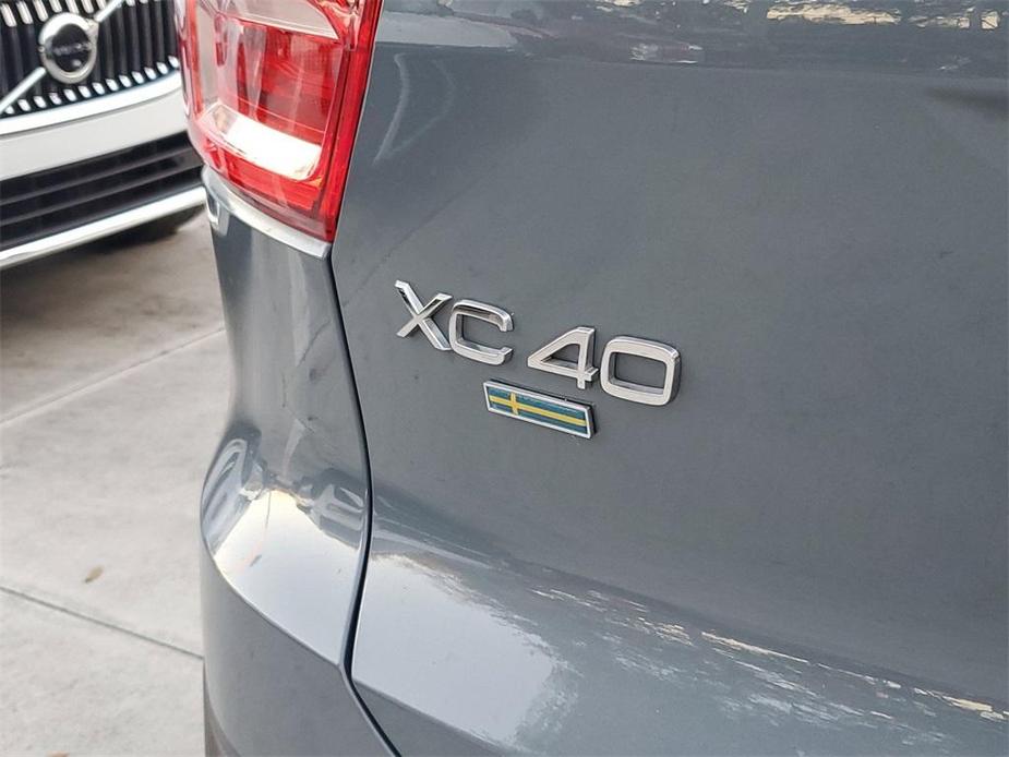 used 2020 Volvo XC40 car, priced at $23,588