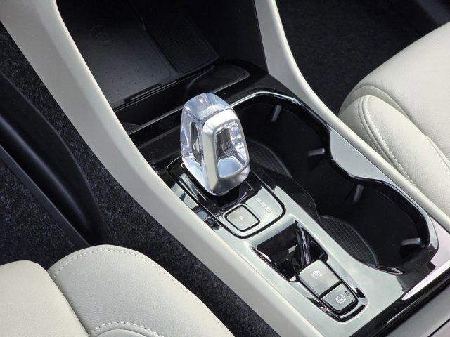 new 2025 Volvo XC40 car, priced at $49,476