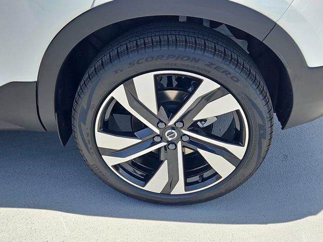 new 2025 Volvo XC40 car, priced at $49,476