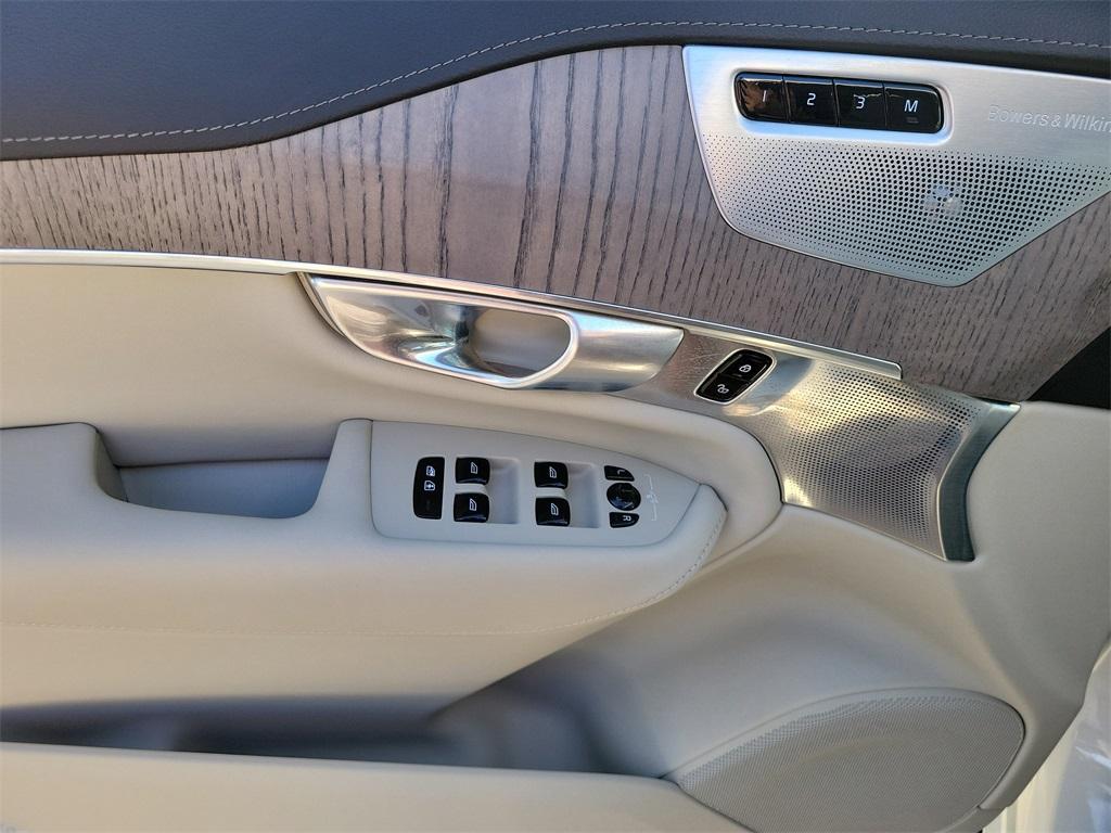 used 2023 Volvo XC90 Recharge Plug-In Hybrid car, priced at $58,688