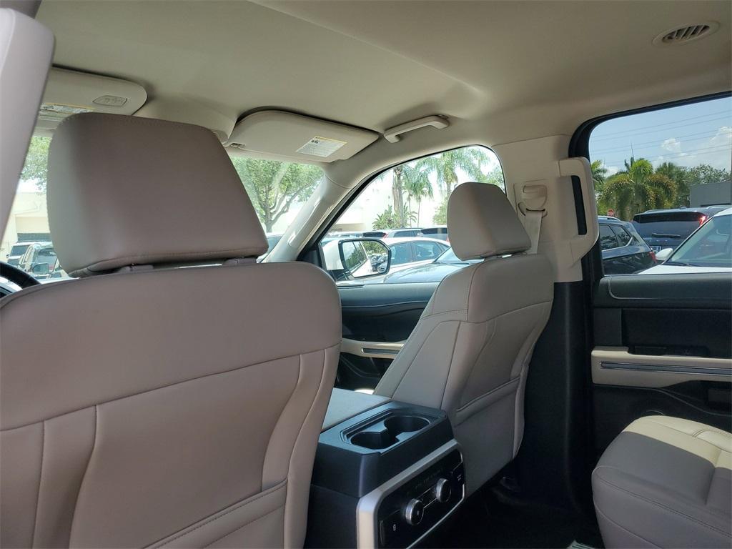 used 2022 Ford Expedition car, priced at $43,488