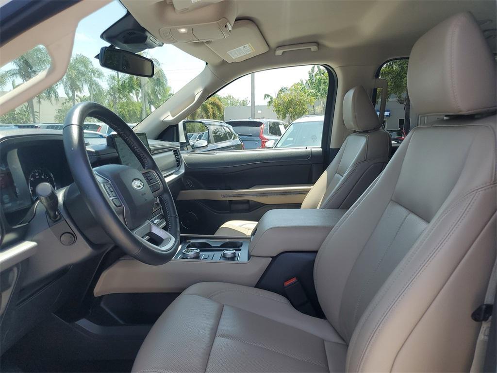 used 2022 Ford Expedition car, priced at $43,488