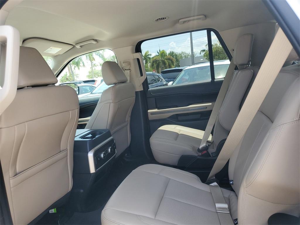 used 2022 Ford Expedition car, priced at $43,488