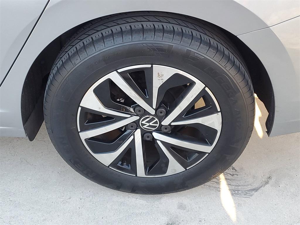 used 2024 Volkswagen Jetta car, priced at $17,377