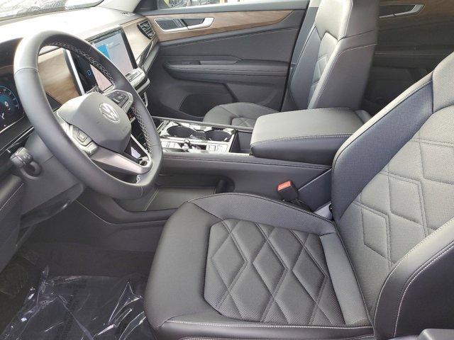 new 2025 Volkswagen Atlas car, priced at $46,336