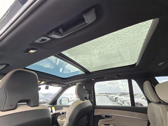 new 2025 Volvo XC90 car, priced at $59,047