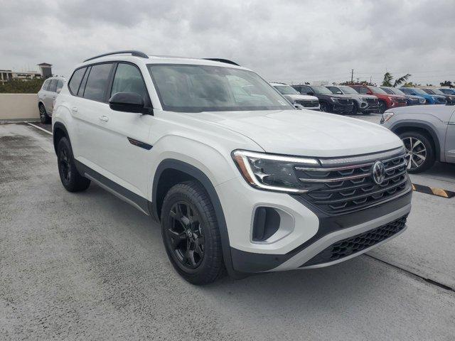 new 2024 Volkswagen Atlas car, priced at $48,553