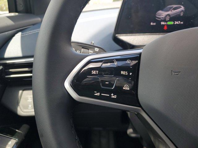 new 2025 Volkswagen ID.4 car, priced at $52,443