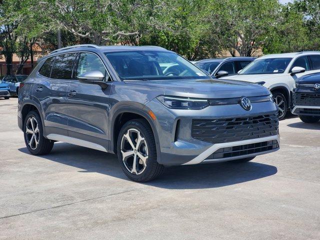new 2025 Volkswagen Tiguan car, priced at $33,599