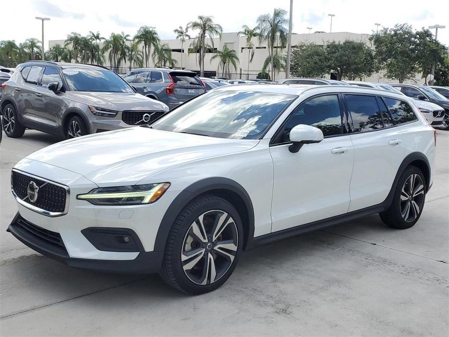 used 2023 Volvo V60 Cross Country car, priced at $39,288