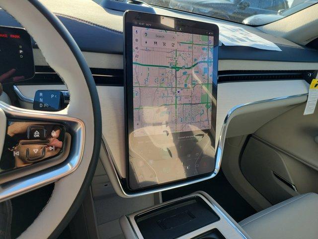 new 2025 Volvo EX90 car, priced at $92,300
