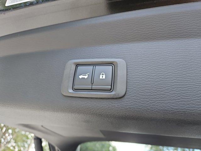 new 2025 Mitsubishi Outlander PHEV car, priced at $50,015