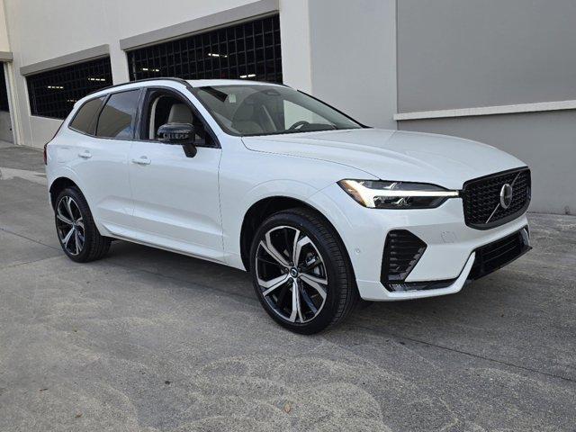 new 2025 Volvo XC60 car, priced at $59,910