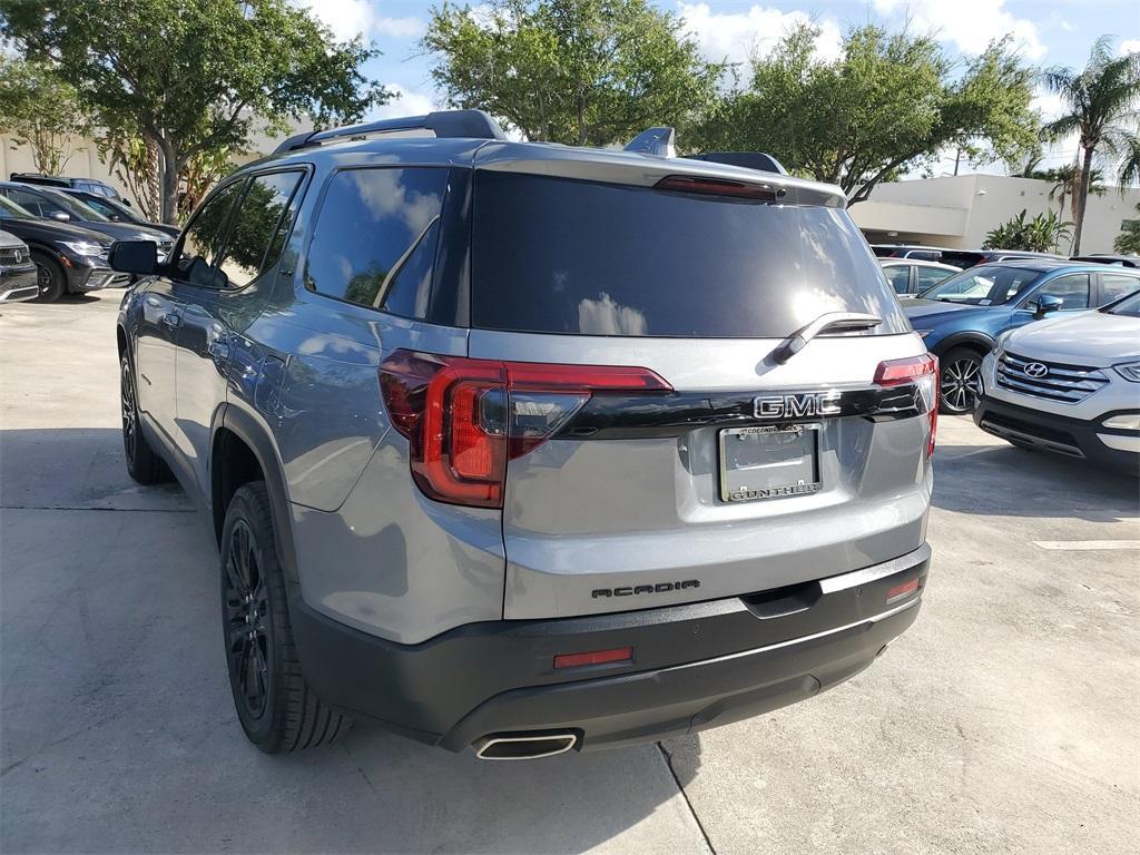 used 2022 GMC Acadia car, priced at $27,998
