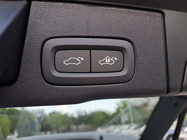 new 2026 Volvo XC60 Plug-In Hybrid car, priced at $72,051