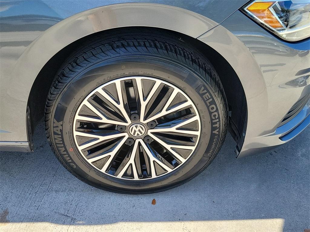 used 2021 Volkswagen Jetta car, priced at $16,877