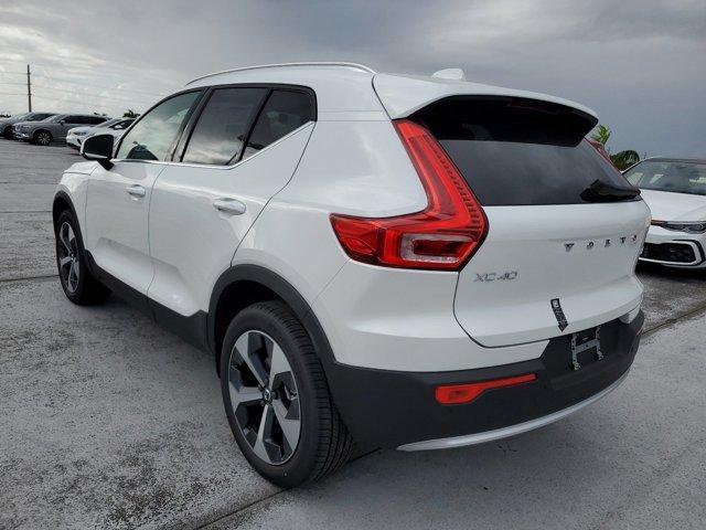 new 2025 Volvo XC40 car, priced at $45,465