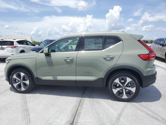 new 2025 Volvo XC40 car, priced at $48,565