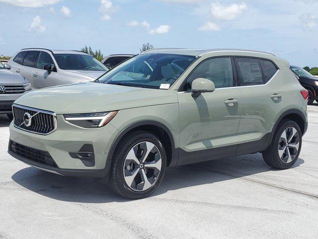 new 2025 Volvo XC40 car, priced at $48,565