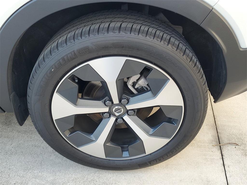 used 2024 Volvo XC40 car, priced at $37,988