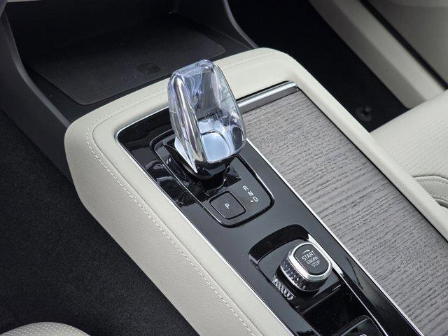 new 2025 Volvo XC90 Plug-In Hybrid car, priced at $79,572