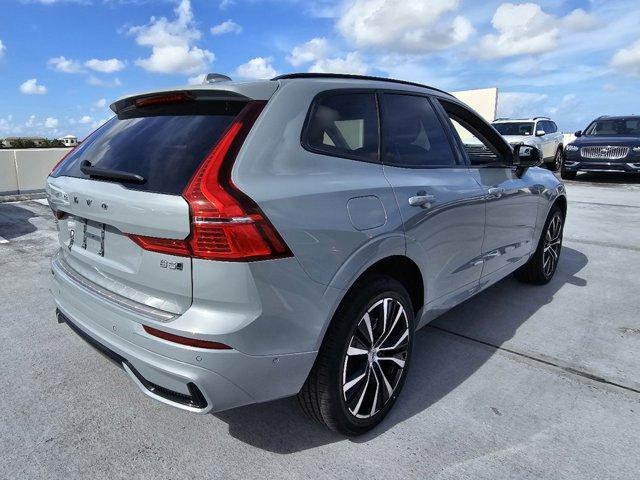 new 2025 Volvo XC60 car, priced at $55,775