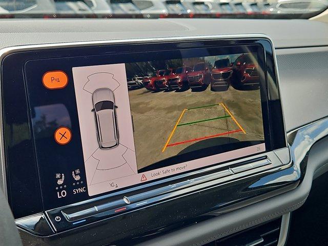 new 2025 Volkswagen Atlas car, priced at $46,419