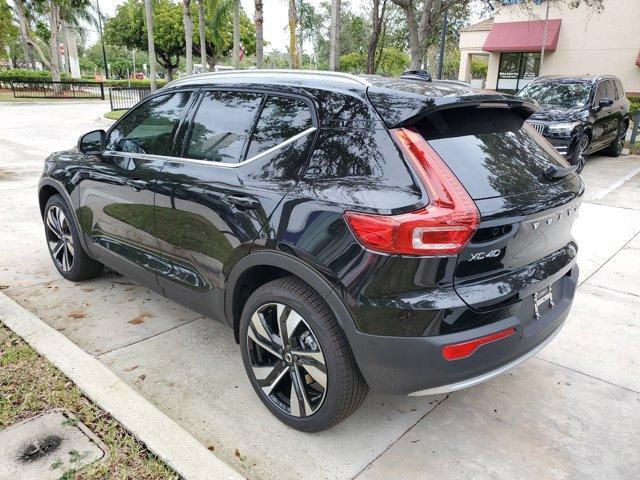 new 2025 Volvo XC40 car, priced at $50,595