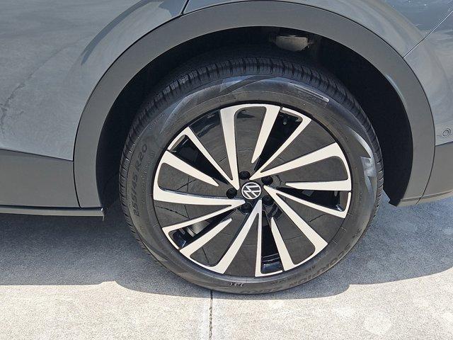 new 2025 Volkswagen ID.4 car