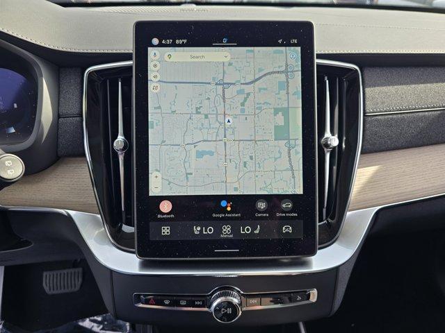 new 2025 Volvo XC90 car, priced at $69,155