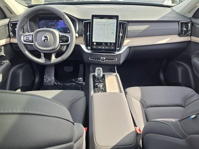 new 2025 Volvo XC90 car, priced at $69,155