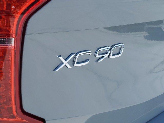 new 2025 Volvo XC90 car, priced at $71,875