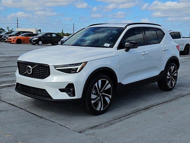 new 2025 Volvo XC40 car, priced at $51,000