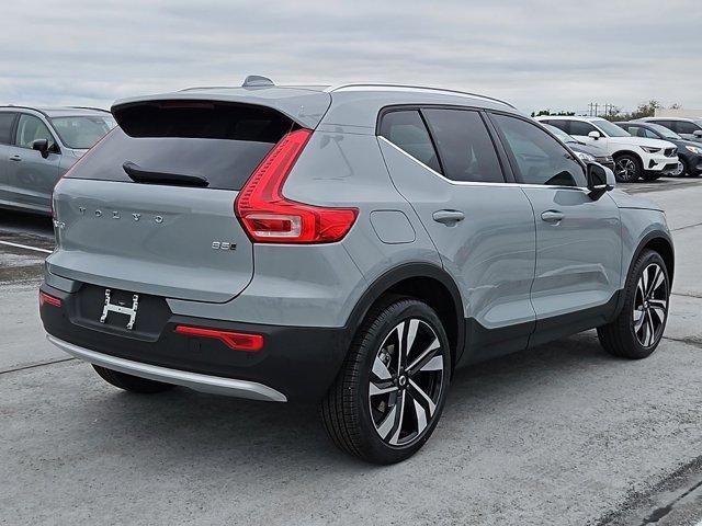 new 2025 Volvo XC40 car, priced at $49,825