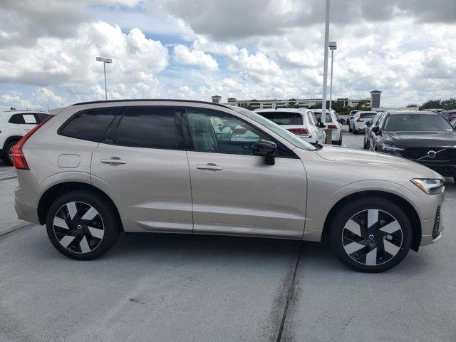 new 2025 Volvo XC60 Plug-In Hybrid car, priced at $66,235