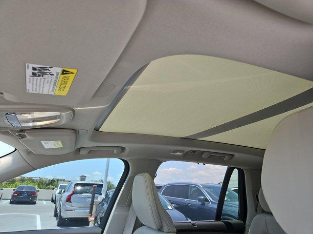 new 2025 Volvo XC90 car, priced at $69,828