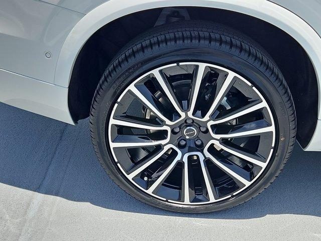 new 2025 Volvo XC90 car, priced at $69,828