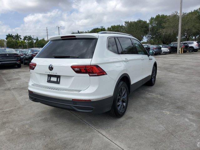 new 2024 Volkswagen Tiguan car, priced at $31,722