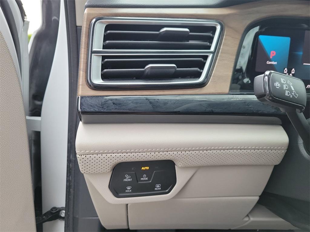 used 2024 Volkswagen Atlas car, priced at $34,277