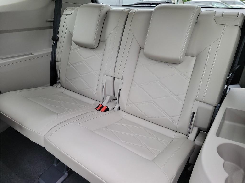 used 2024 Volkswagen Atlas car, priced at $34,277