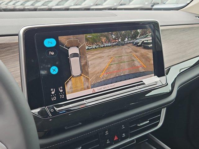new 2025 Volkswagen Atlas car, priced at $53,651