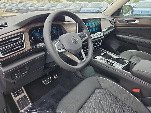 new 2025 Volkswagen Atlas car, priced at $53,651